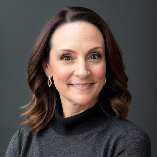 Alma Jimenez, PAC, A Dedicated Physician Assistant Transforming